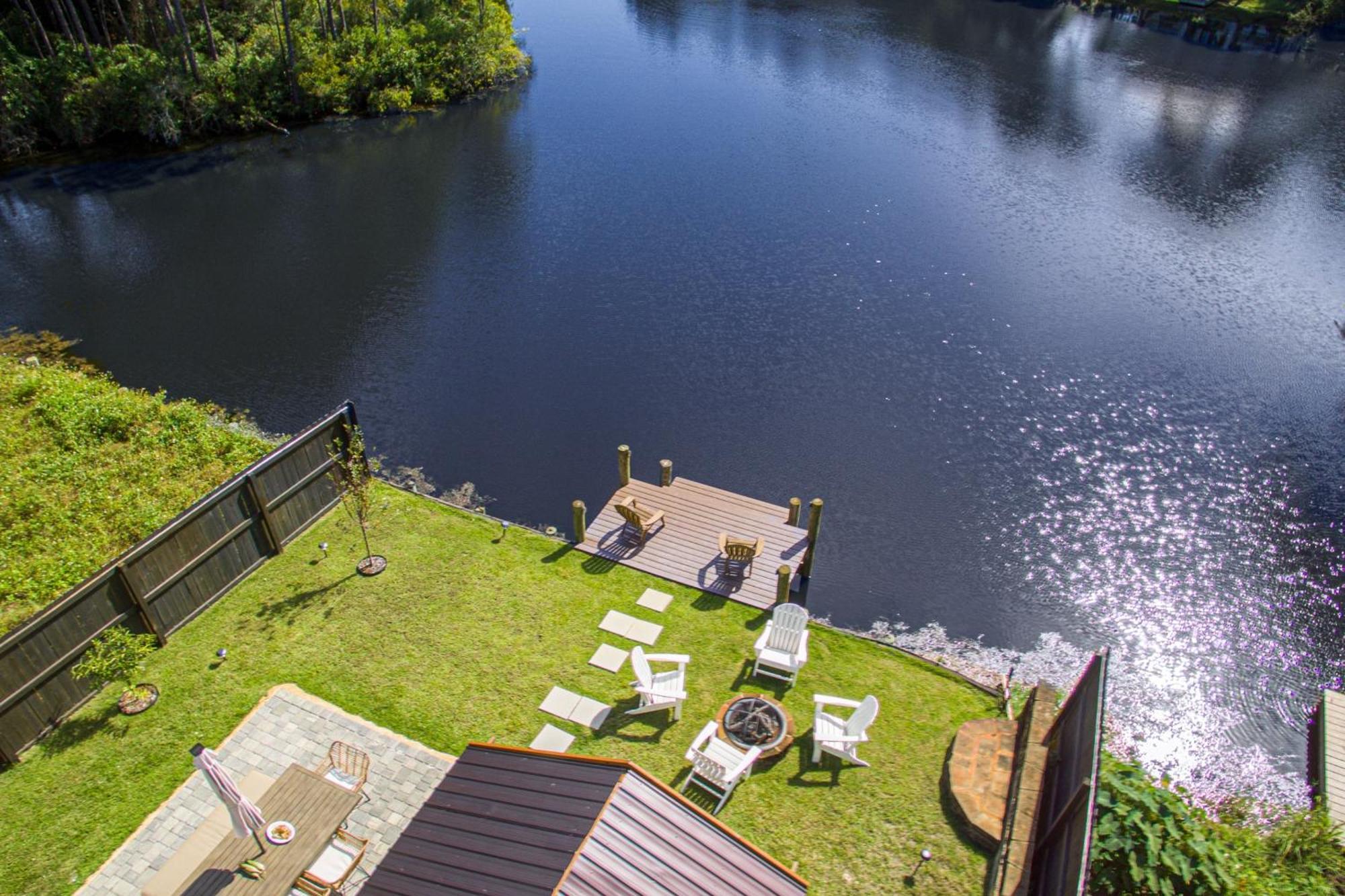 Edgewater By Avantstay Gorgeous Character Lakefront Home W Private Dock Destin Bagian luar foto