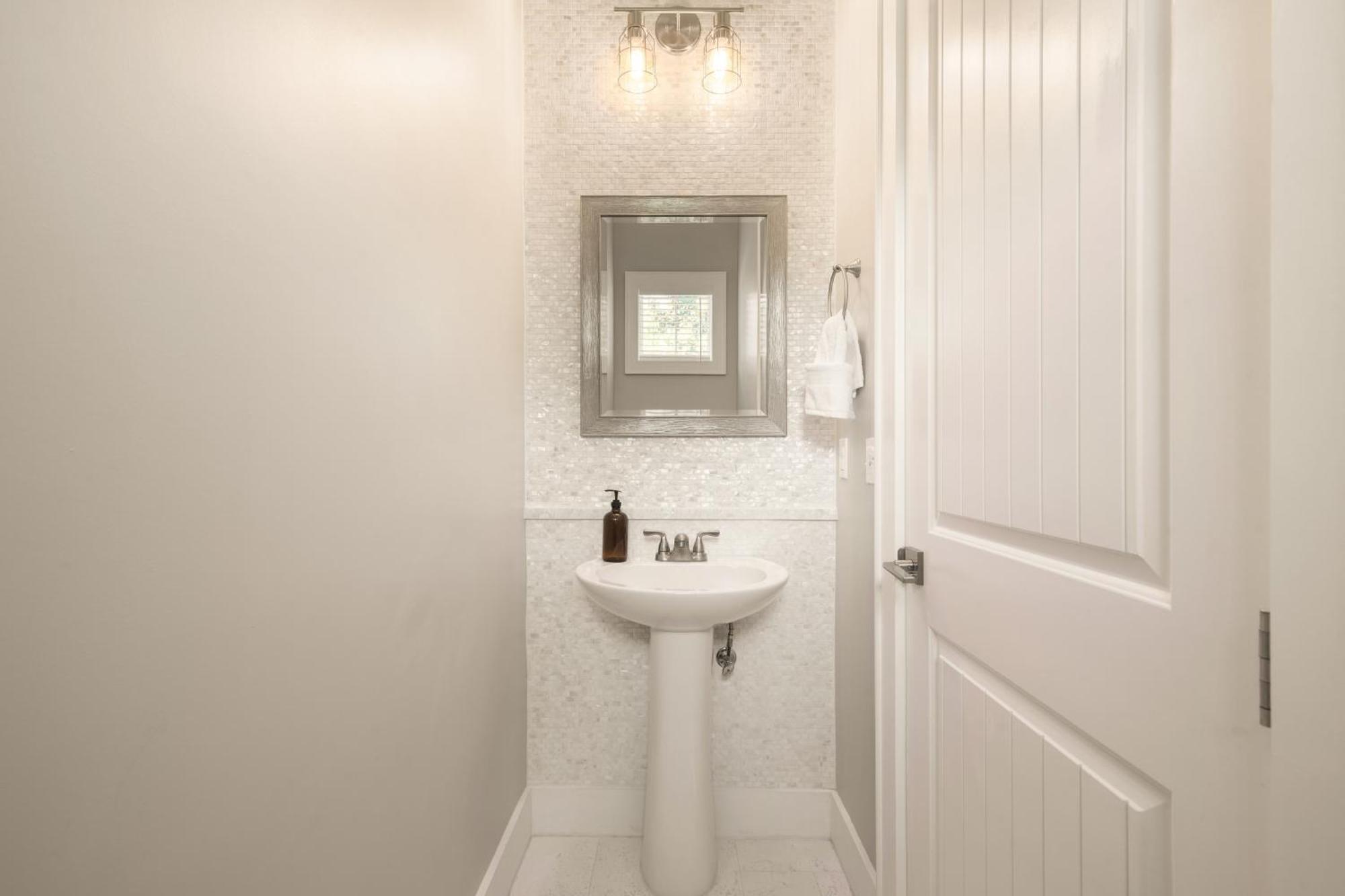 Edgewater By Avantstay Gorgeous Character Lakefront Home W Private Dock Destin Bagian luar foto