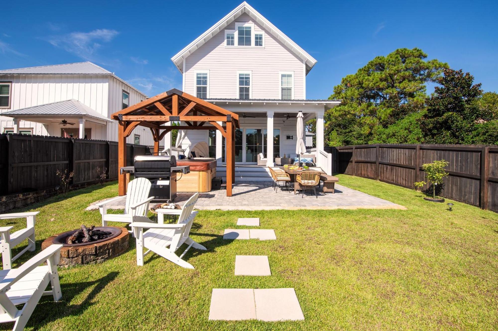 Edgewater By Avantstay Gorgeous Character Lakefront Home W Private Dock Destin Bagian luar foto