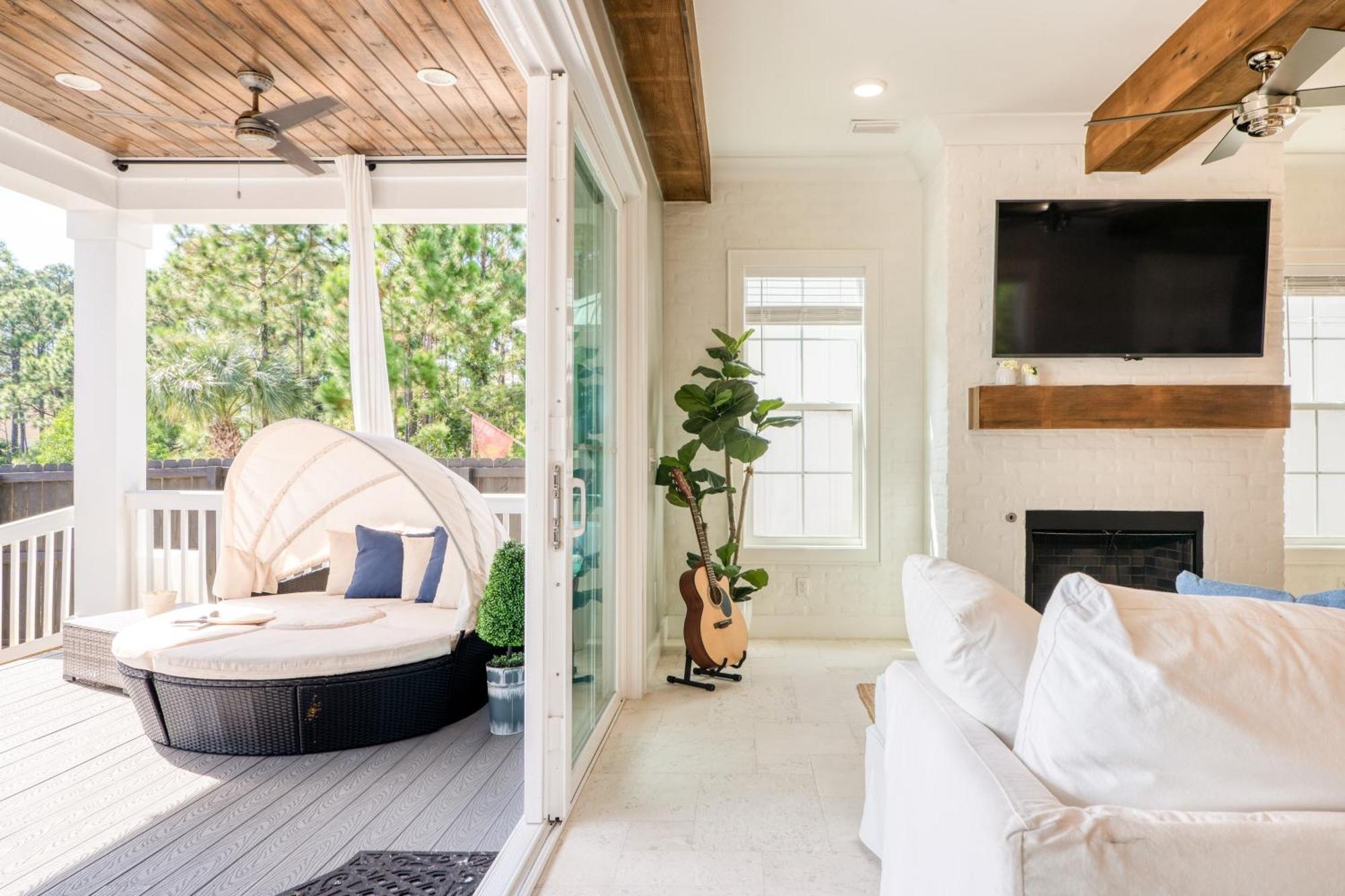 Edgewater By Avantstay Gorgeous Character Lakefront Home W Private Dock Destin Bagian luar foto